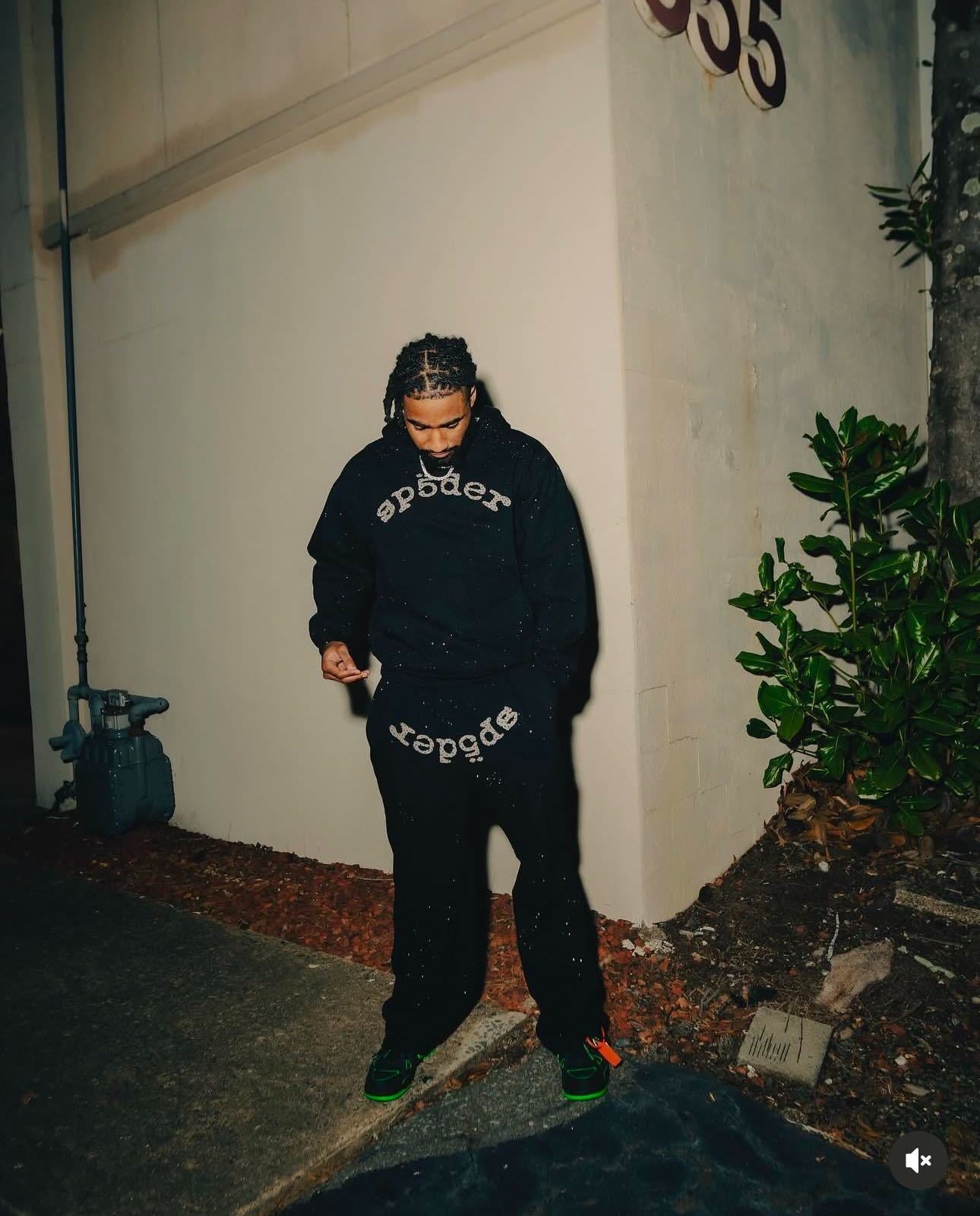 Sp5der “VVS” Hoodie/Pants Set- Black